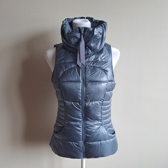 Lululemon Blue Denim Fluffin Awesome Vest Size 4 - Picture 1 of 10